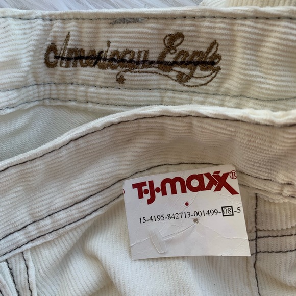 NWT American Eagle white corduroy pants - Picture 7 of 8